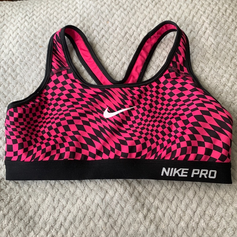 Nike pro sports bra